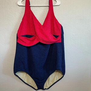 Penbrooke crinkled one piece swimsuit plus size​​​​